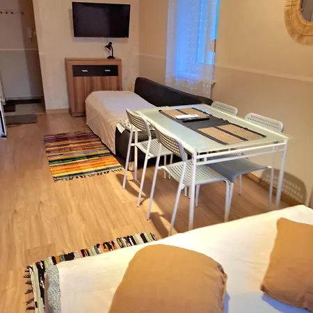 Night Host Trzebnicka 56 Free Parking * Wrocław